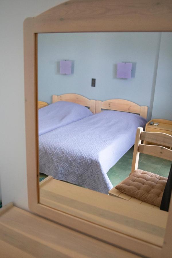 Eri Rooms To Let Raches  Zewnętrze zdjęcie