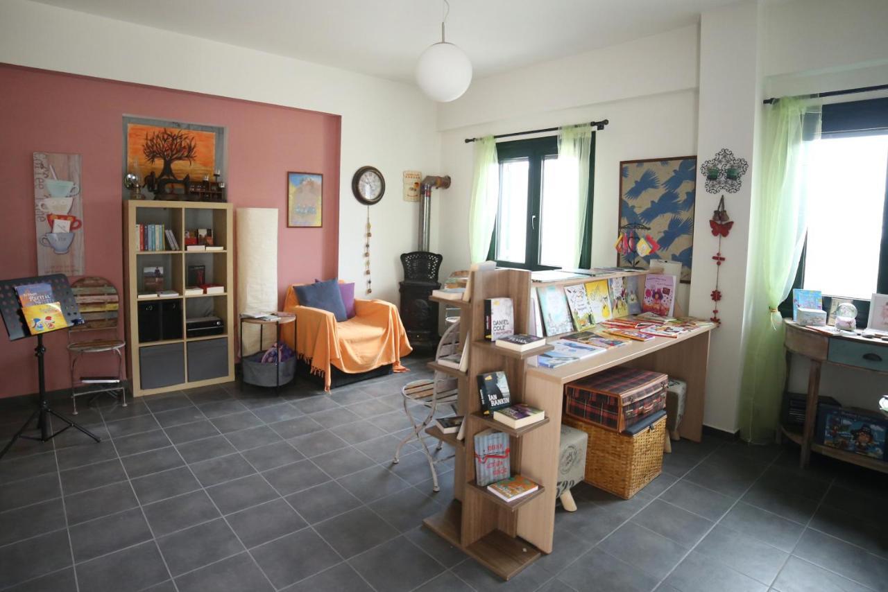 Eri Rooms To Let Raches  Zewnętrze zdjęcie
